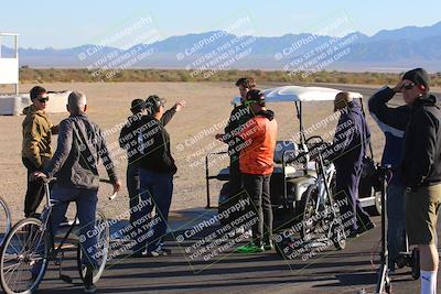 media/Dec-05-2024-Racers Edge (Thu) [[e102e0690b]]/1-Pits-Track Walk-Hawk/